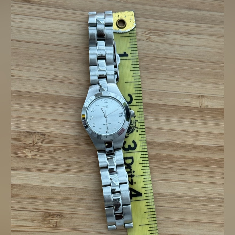 Guess Watch - Picture 2 of 4